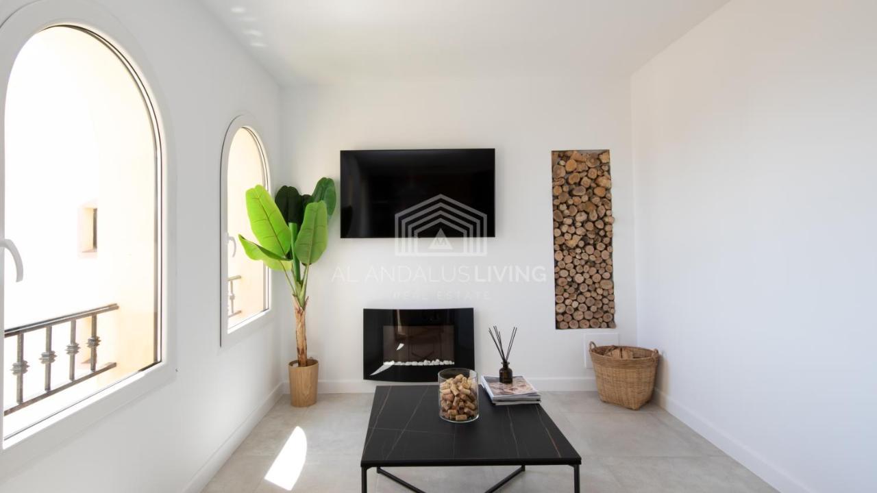 Panoramic Sea Views And Direct Access To The Beach From The Community In Torrenueva Apartamento Málaga Exterior foto