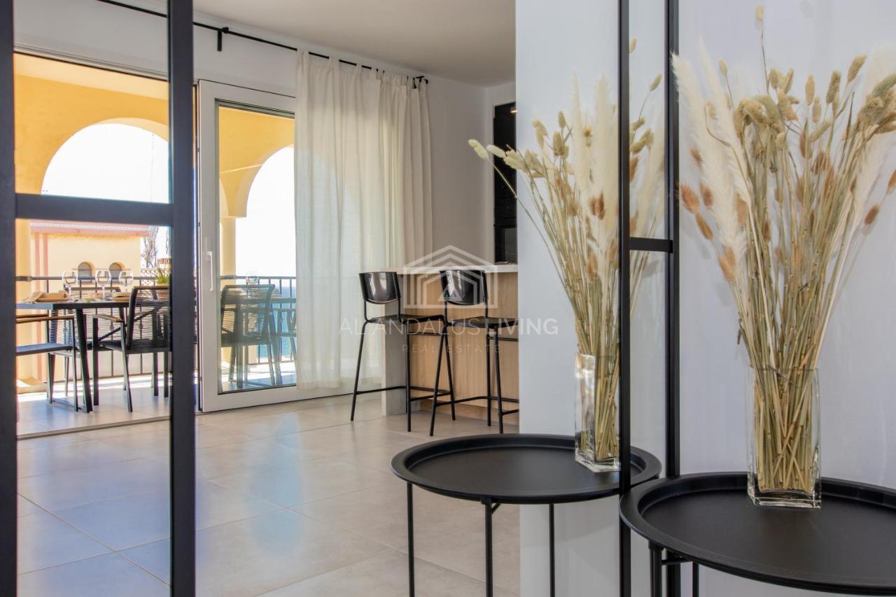 Panoramic Sea Views And Direct Access To The Beach From The Community In Torrenueva Apartamento Málaga Exterior foto